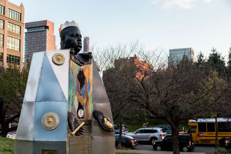 New sculpture of Biggie Smalls unveiled at the foot of the Brooklyn Bridge in Dumbo