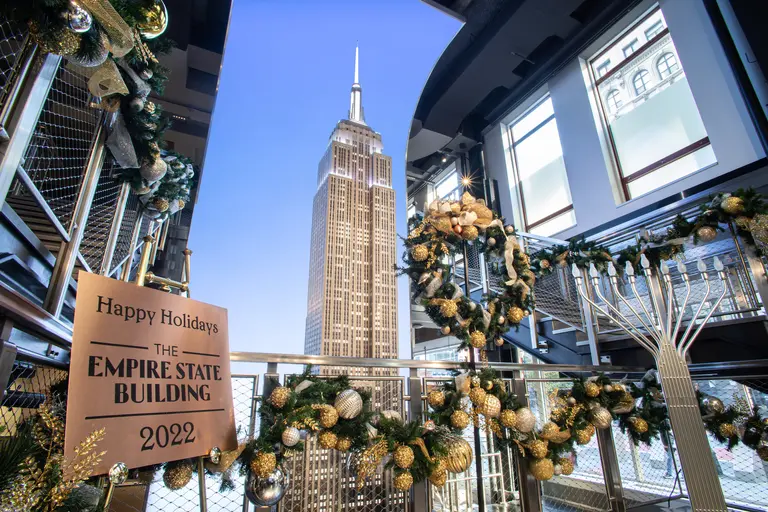 Santa Claus is coming to the Empire State Building’s observation deck