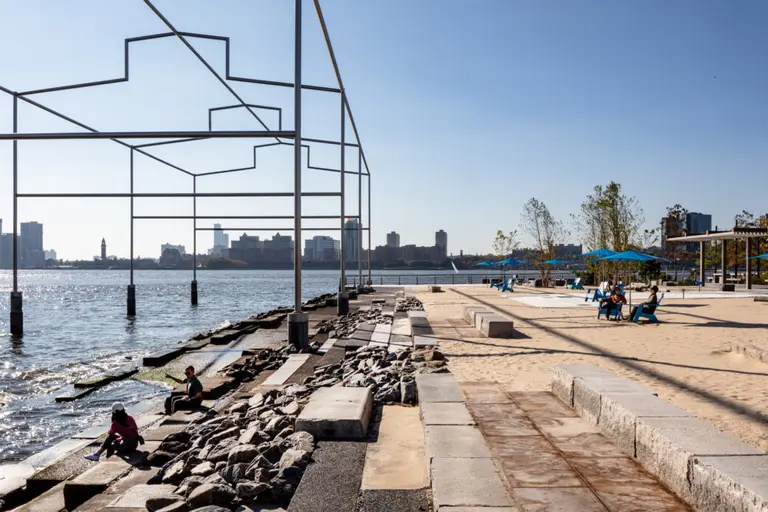 Manhattan’s first public ‘beach’ opens at Hudson River Park